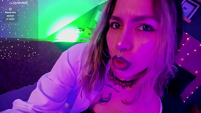 delilah fix online show from November 16, 5:20 am