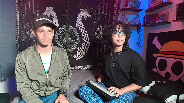 Snapshot of kairozz chatting on October 13, 8:55 pm kairozz online show from October 13, 8:55 pm