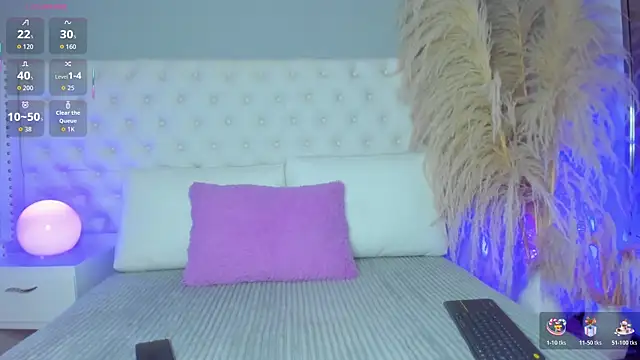 Nicol Betancur online show from February 13, 4:14 am