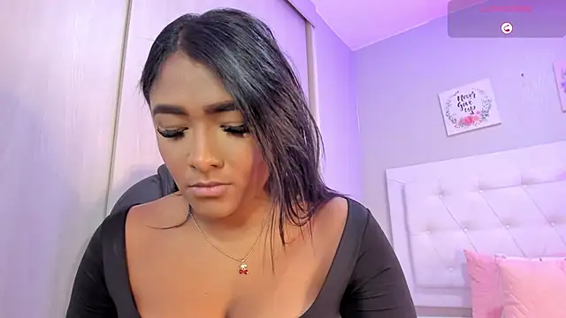 nicole  parker1 online show from February 21, 1:34 pm