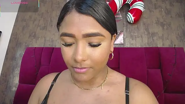 nicole  parker1 online show from December 15, 7:08 pm