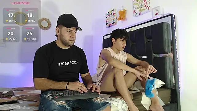 VALERIO AND DORIAN online show from December 4, 11:59 pm