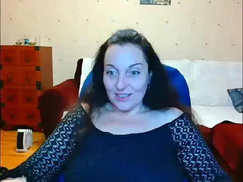 Alice3694 online show from April 16, 1:39 am