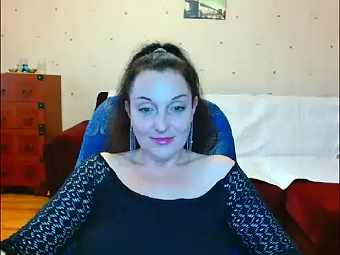 Alice3694 online show from March 22, 8:42 am