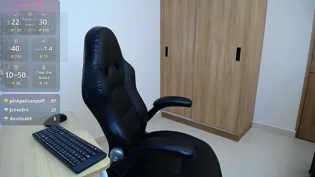 karoll marquez online show from February 1, 10:52 pm