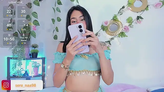 serena jeyms online show from April 11, 5:13 am