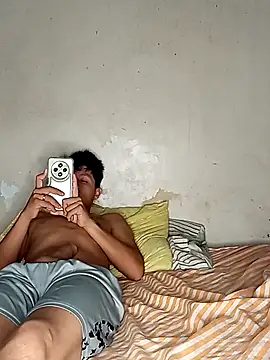 geroAguilar online show from October 2, 1:49 pm