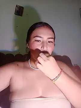 Celeste camila18 online show from July 12, 11:05 pm