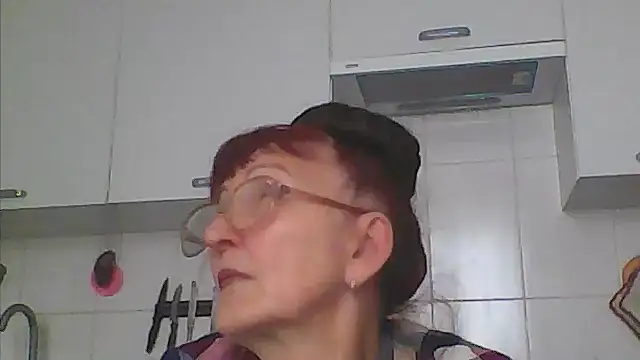 TanyaSweet634 online show from October 3, 8:08 am