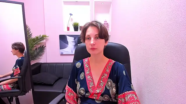 AuroraScript online show from October 15, 3:03 pm