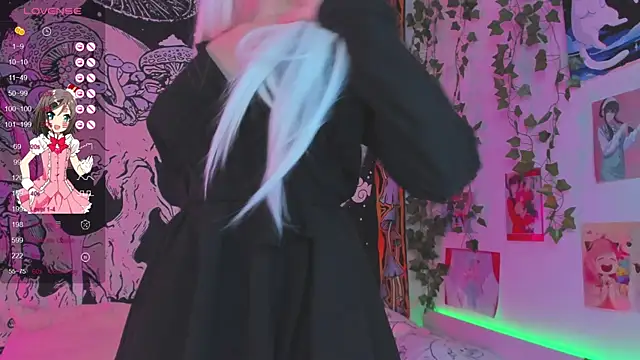 kissthasky online show from October 6, 7:29 pm