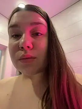 SuzieMurray online show from April 11, 8:40 am