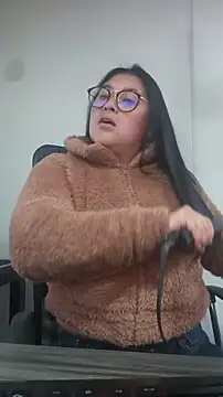 amanda 04 online show from December 20, 6:17 am