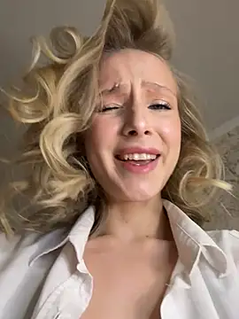 CaseyStar online show from February 20, 2:40 pm