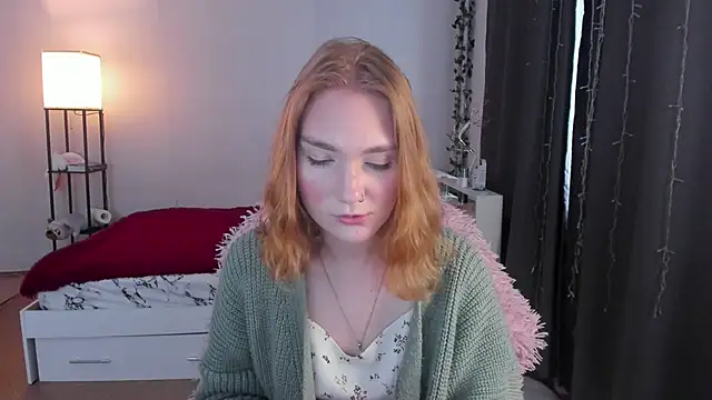 ReddHotPipper online show from October 7, 3:11 am