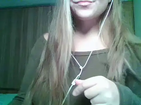 Evasapples online show from October 11, 7:38 pm