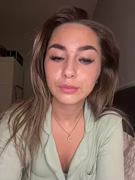 clobunny10 online show from February 17, 10:31 pm