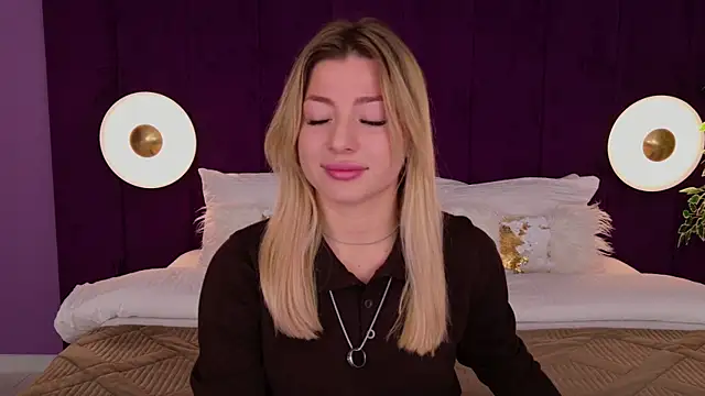 HelenaMorgan online show from November 5, 3:12 am