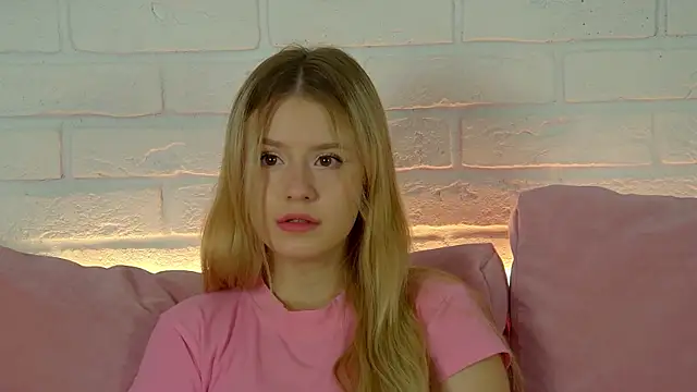 MilanaBalmain online show from September 21, 4:11 am