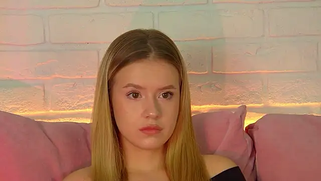 MilanaBalmain online show from October 22, 4:12 pm