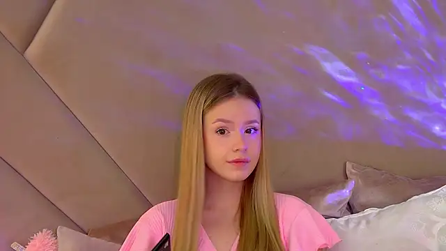 MilanaBalmain online show from September 30, 4:29 am