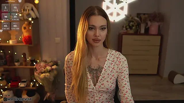 ManiFreyja online show from September 23, 7:12 pm