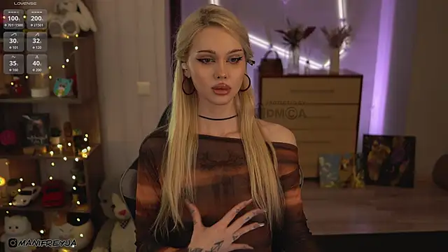 ManiFreyja online show from March 24, 7:08 pm