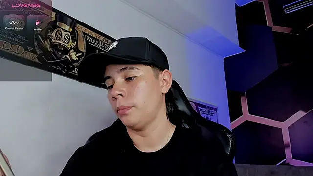 AbbySmiitth  online show from October 17, 11:30 pm