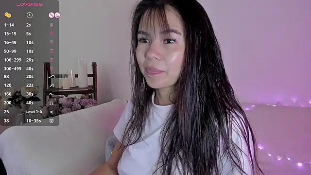 moonlight8  online show from September 30, 11:27 am