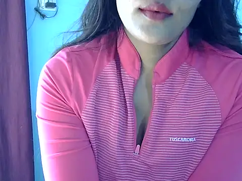 Nehasingh2024 online show from November 18, 9:10 am