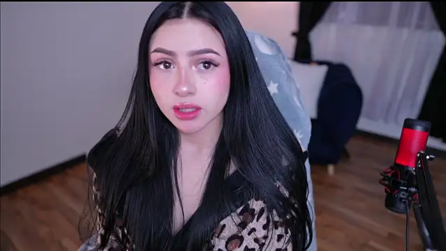 myeimmy 33 online show from April 23, 12:01 pm