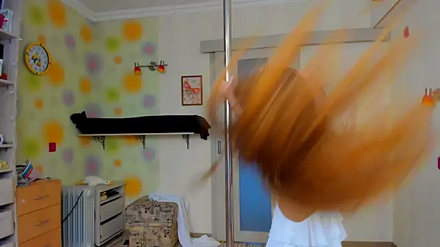 Snapshot of Fire_Luna chatting on October 30, 6:38 am Fire Luna online show from October 30, 6:38 am