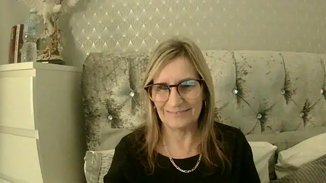 Additive Mature Linda online show from October 23, 6:14 pm