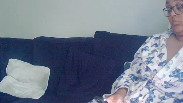 vanilla chocolate23 online show from October 8, 9:46 am