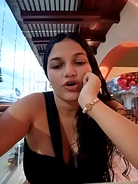 girl milk1 online show from November 17, 10:32 pm