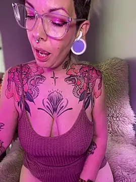 Eva Monroe- online show from February 12, 8:21 pm