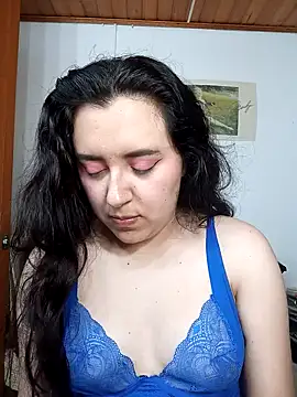 Emi chik online show from November 29, 11:25 am