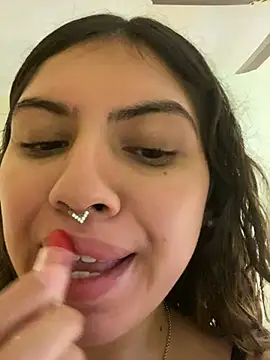 Argentiiniita online show from April 14, 9:04 pm