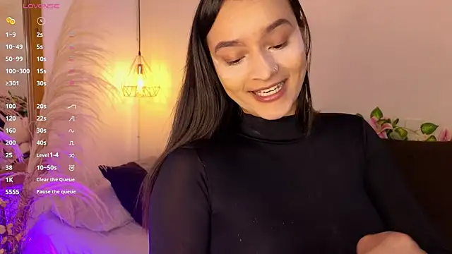 Hannah williams1 online show from September 30, 8:57 pm