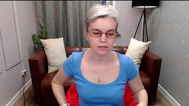 Cutie Erikaa1 online show from October 19, 2:46 am