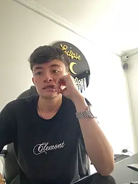 nico 18x online show from November 19, 7:14 pm