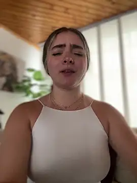 imlindapink online show from October 5, 5:51 pm