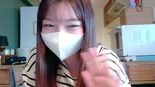  Yui  online show from November 30, 7:01 am