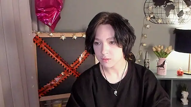 fiamoory online show from October 28, 8:31 am