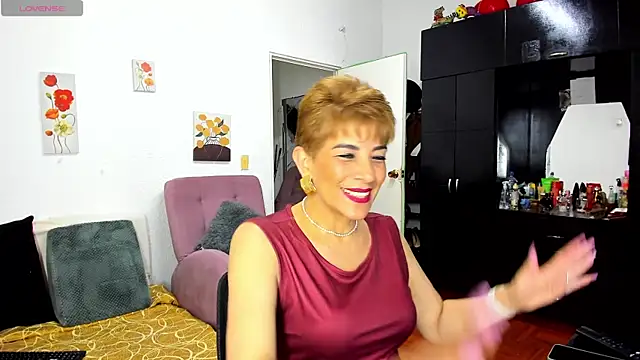 Angelina Stone 65 online show from April 7, 11:18 pm