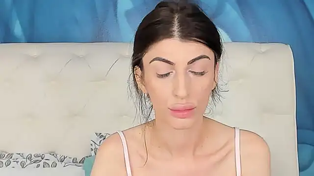 SkinnyDolly online show from October 14, 2:36 am