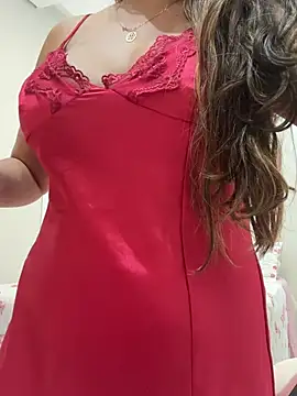 lariic online show from March 3, 7:20 pm