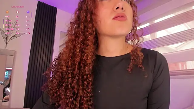 miss catalinaa online show from October 6, 11:49 am