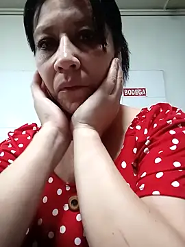 Snapshot of carolina_linarez69 chatting on October 22, 10:15 pm carolina linarez69 online show from October 22, 10:15 pm