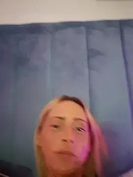 Goddess Aveena online show from June 23, 2:09 am